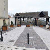 Plantations d'arbres - Parvis de l'Eglise