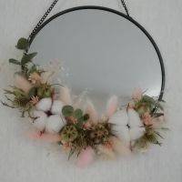 Miroir de fleurs séchées