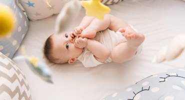 enfant à la crèche