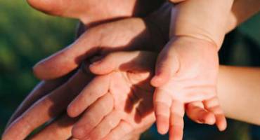 Mains Associations Petite enfance