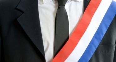 écharpes tricolore des représentant élus