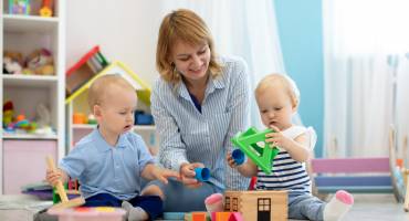 ASSISTANTES MATERNELLES